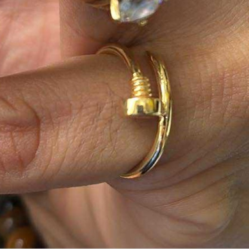 18karat GOLD . real Gold .